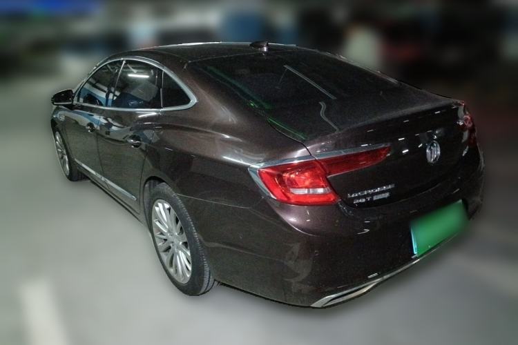 Used Buick LaCrosse 2018 28T Luxury Model Exterior 2