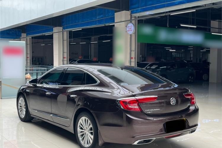 Used Buick LaCrosse 2018 28T Elite Edition Exterior 3