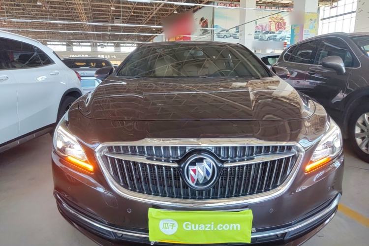 Used Buick LaCrosse 2018 28T Elite Edition Front