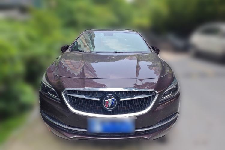 Used Buick LaCrosse 2018 28T Luxury Model Front