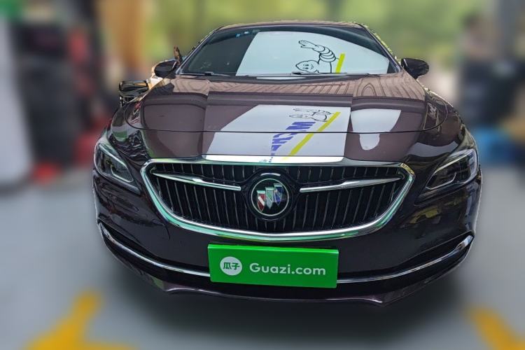 Used Buick LaCrosse 2018 28T Luxury Model Front