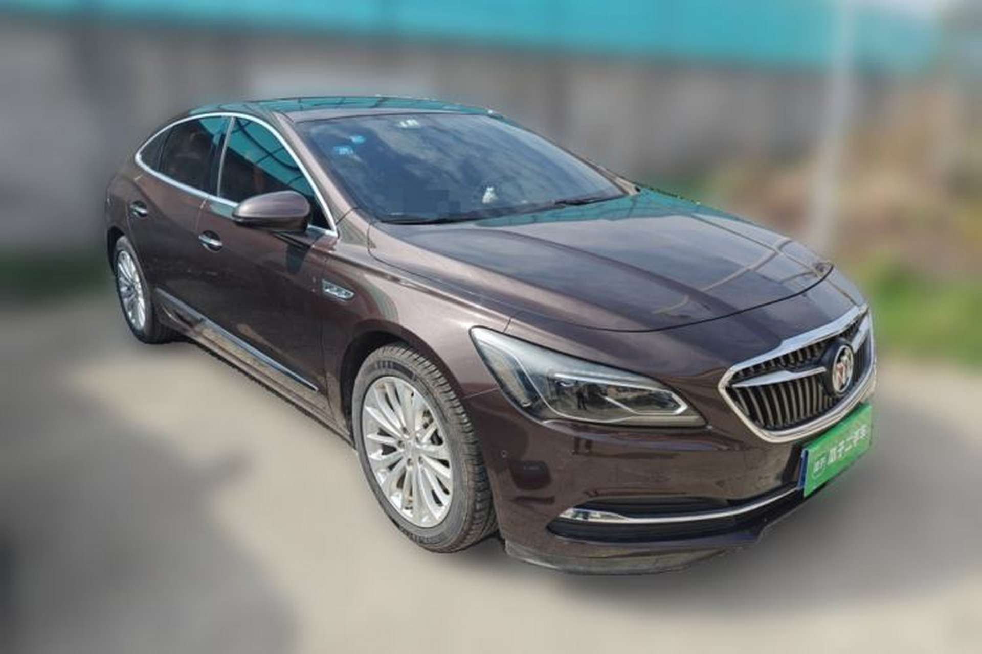 Used Buick LaCrosse 2018 28T Elite Edition Front Right 45 Deg