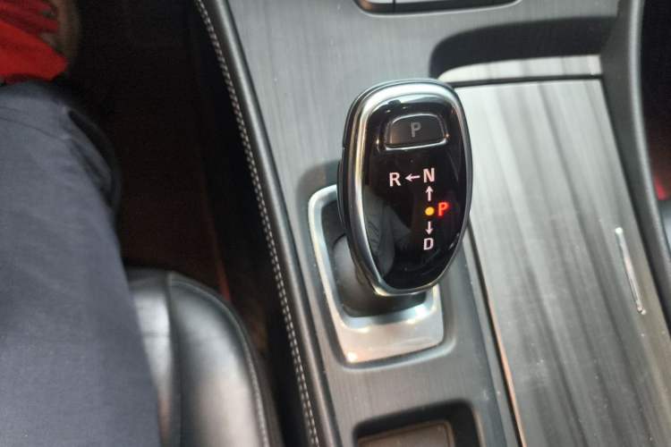 Used Buick LaCrosse 2018 20T Elite Edition Gear Lever