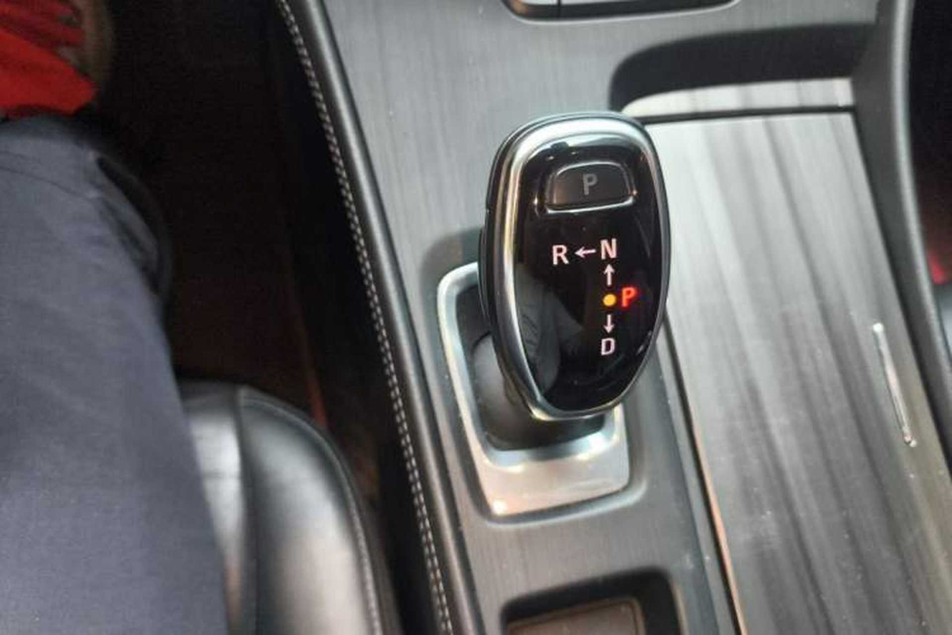 Used Buick LaCrosse 2018 20T Elite Edition Gear Lever