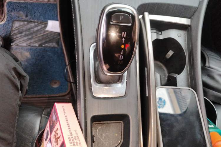 Used Buick LaCrosse 2018 20T Elite Edition Gear Lever