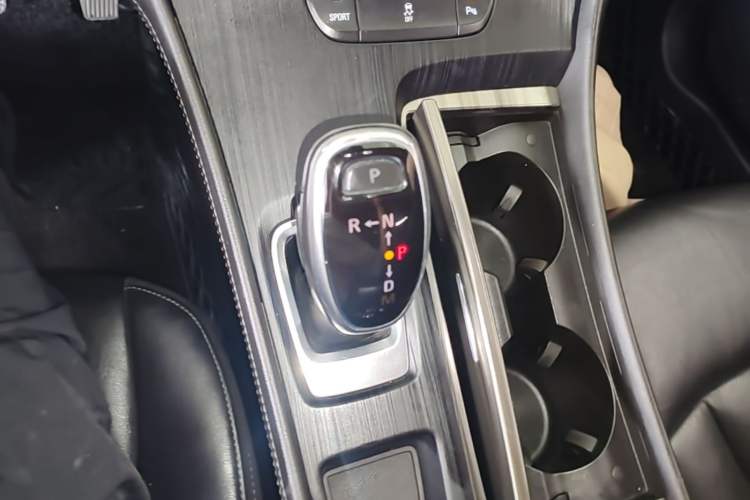 Used Buick LaCrosse 2018 20T Elite Edition Gear Lever