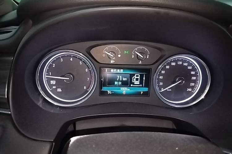 Used Buick LaCrosse 2018 20T Elite Edition Instrument Cluster