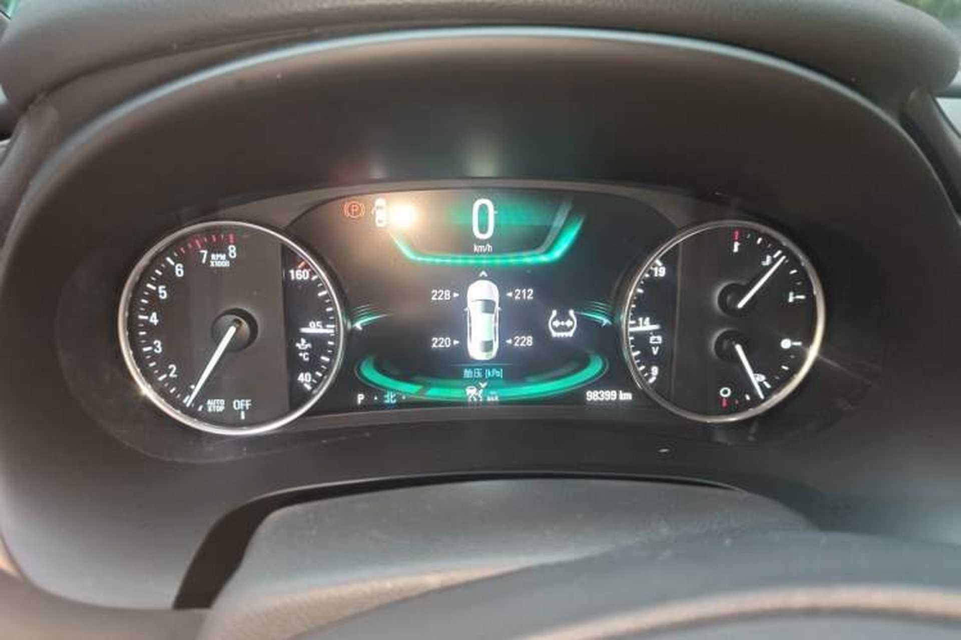 Used Buick LaCrosse 2018 28T Luxury Model Instrument Cluster