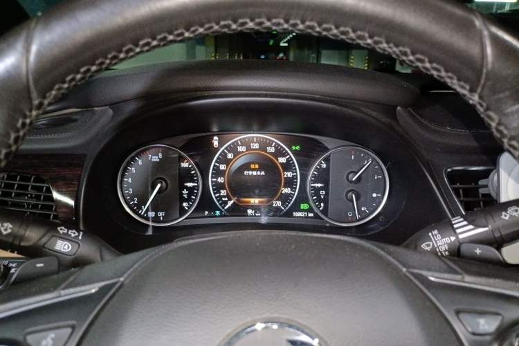 Used Buick LaCrosse 2018 28T Luxury Model Instrument Cluster