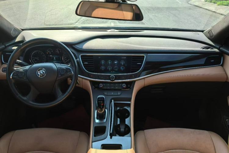 Used Buick LaCrosse 2018 28T Elite Edition Interior 1