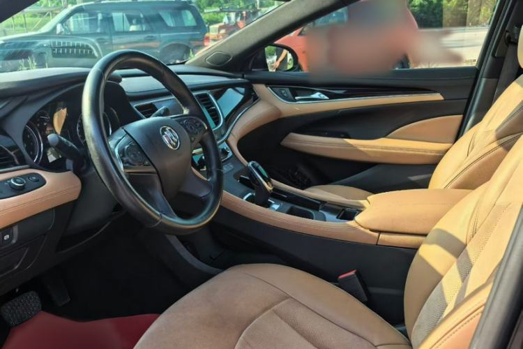 Used Buick LaCrosse 2018 28T Elite Edition Interior 2