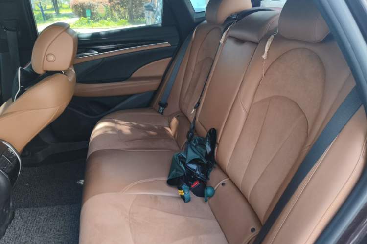 Used Buick LaCrosse 2018 28T Elite Edition Interior 4