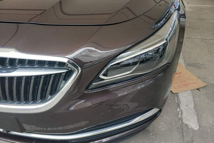 Used Buick LaCrosse 2018 20T Elite Edition Left Front Headlight