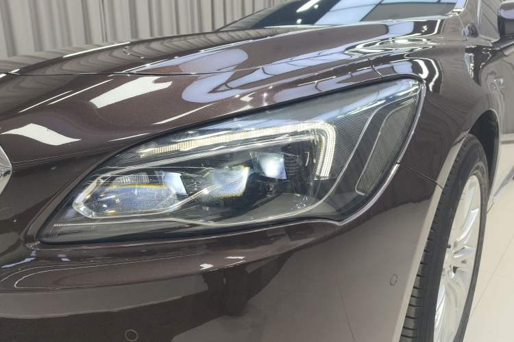 Used Buick LaCrosse 2018 20T Luxury Model Left Front Headlight