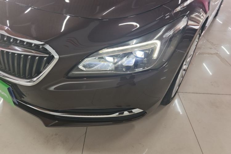 Used Buick LaCrosse 2018 28T Luxury Model Left Front Headlight