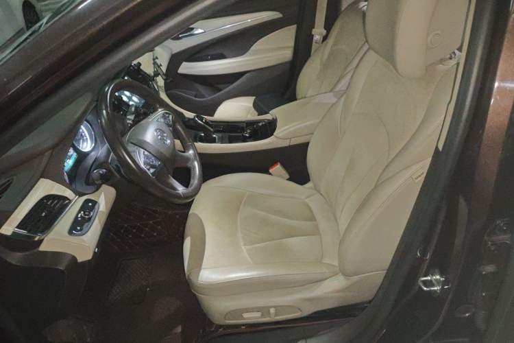 Used Buick LaCrosse 2018 30H Elite Edition Left Front Seat