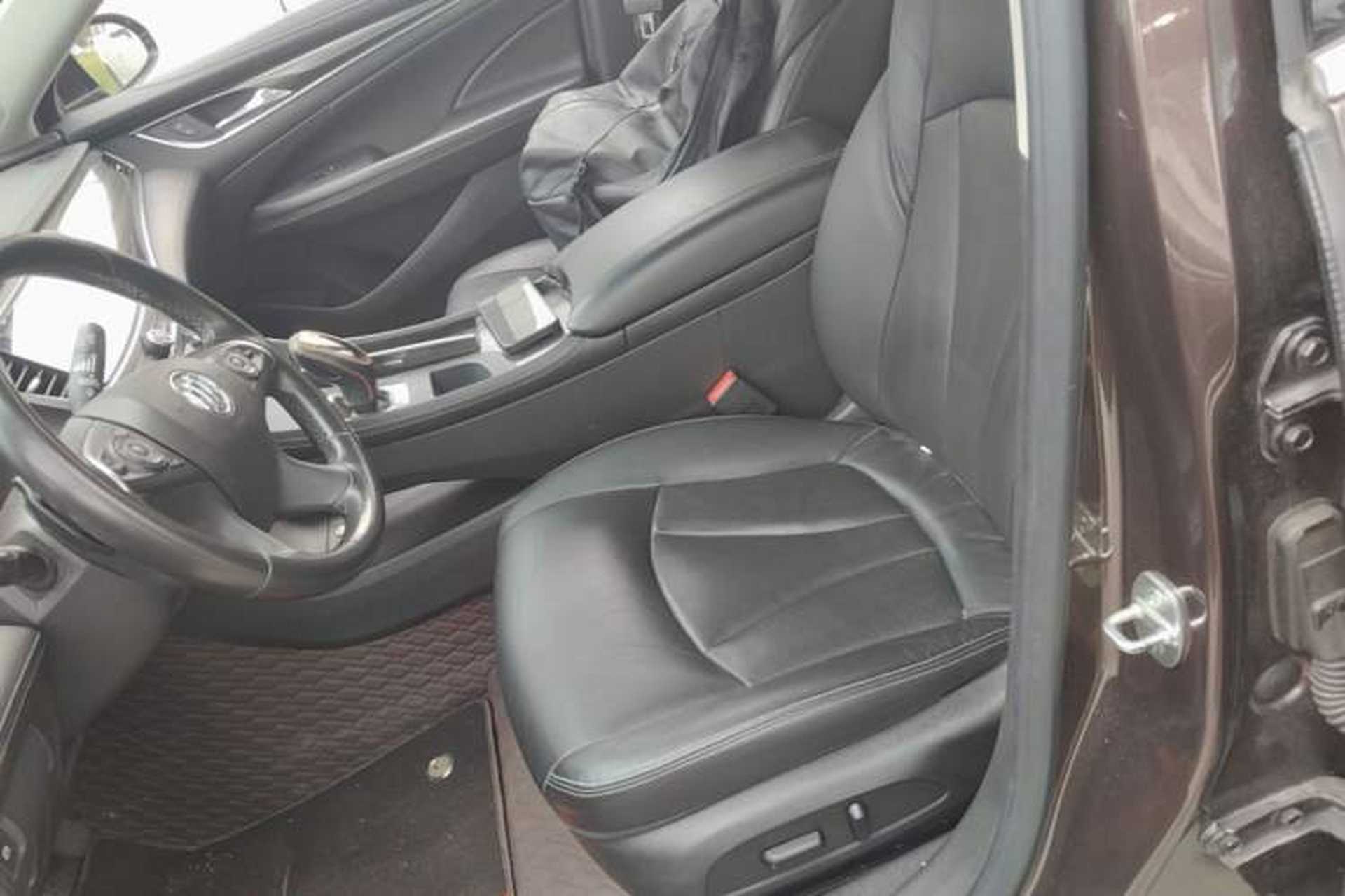Used Buick LaCrosse 2018 20T Elite Edition Left Front Seat