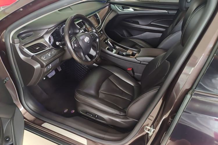 Used Buick LaCrosse 2018 20T Elite Edition Left Front Seat