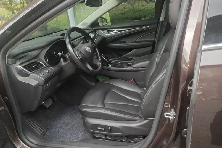Used Buick LaCrosse 2018 20T Elite Edition Left Front Seat