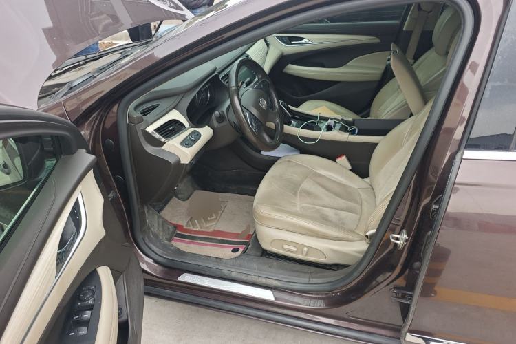 Used Buick LaCrosse 2018 30H Elite Edition Left Front Seat