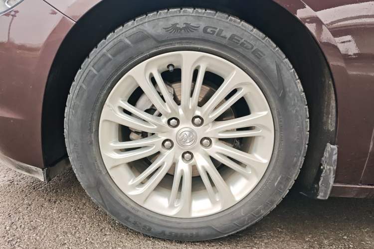 Used Buick LaCrosse 2018 20T Elite Edition Left Front Wheel Hub