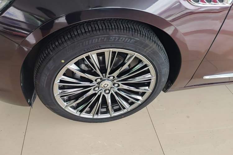 Used Buick LaCrosse 2018 20T Elite Edition Left Front Wheel Hub