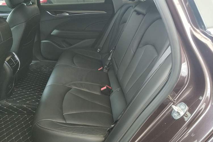 Used Buick LaCrosse 2018 20T Elite Edition Left Rear Seat