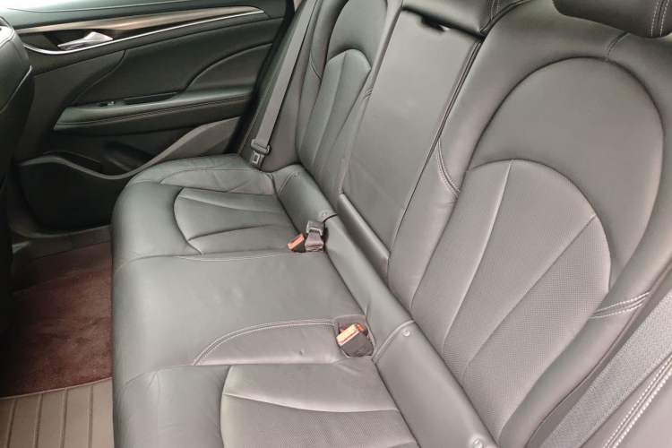 Used Buick LaCrosse 2018 20T Elite Edition Left Rear Seat