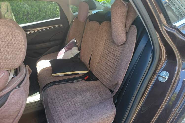 Used Buick LaCrosse 2018 20T Elite Edition Left Rear Seat