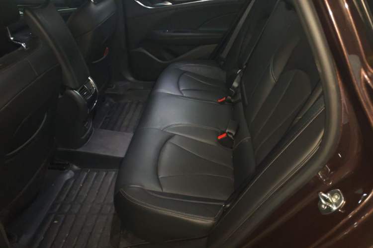 Used Buick LaCrosse 2018 20T Elite Edition Left Rear Seat