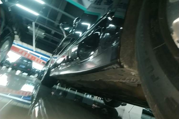 Used Buick LaCrosse 2018 28T Elite Edition Left Side Sill