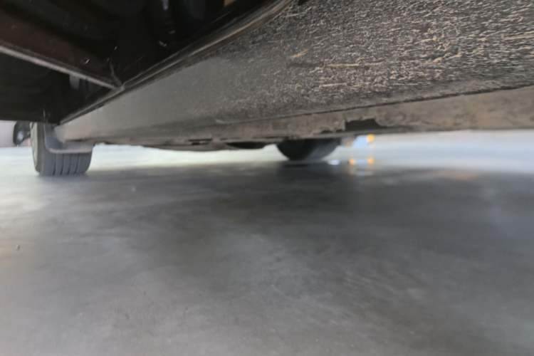 Used Buick LaCrosse 2018 28T Luxury Model Left Side Sill