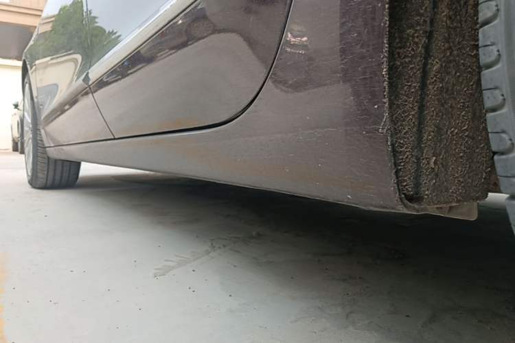 Used Buick LaCrosse 2018 28T Luxury Model Left Side Sill