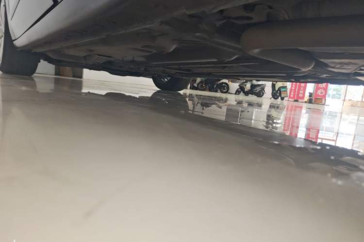 Used Buick LaCrosse 2018 28T Luxury Model Left Side Sill