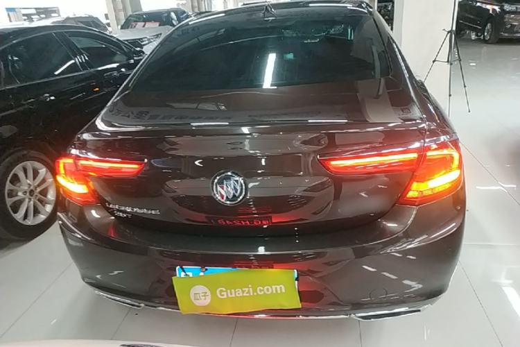 Used Buick LaCrosse 2018 28T Elite Edition Rear