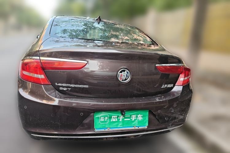 Used Buick LaCrosse 2018 28T Elite Edition Rear