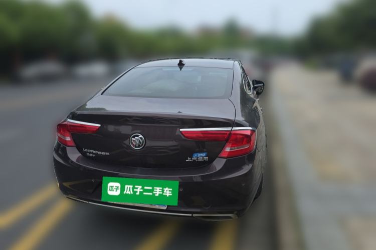 Used Buick LaCrosse 2018 28T Elite Edition Rear