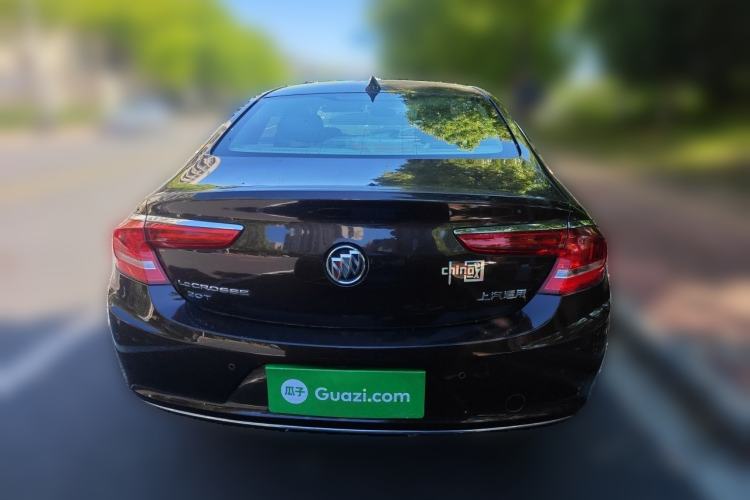 Used Buick LaCrosse 2018 20T Elite Edition Rear