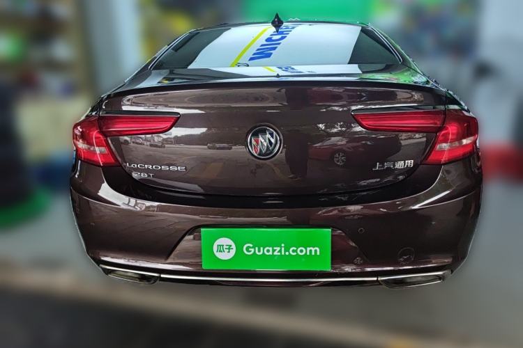 Used Buick LaCrosse 2018 28T Luxury Model Rear
