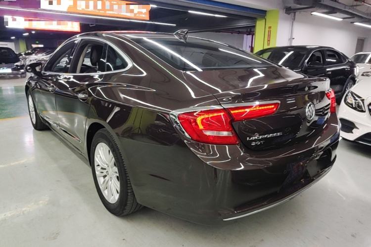 Used Buick LaCrosse 2018 20T Elite Edition Rear Left 45 Deg