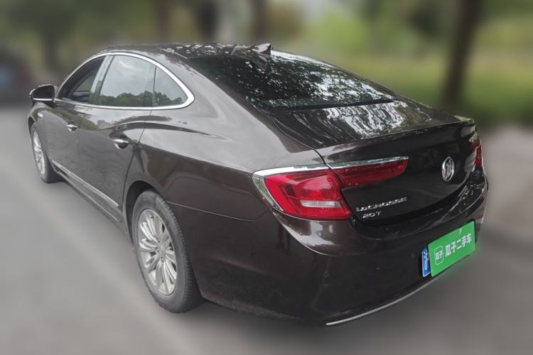 Used Buick LaCrosse 2018 20T Elite Edition Rear Left 45 Deg
