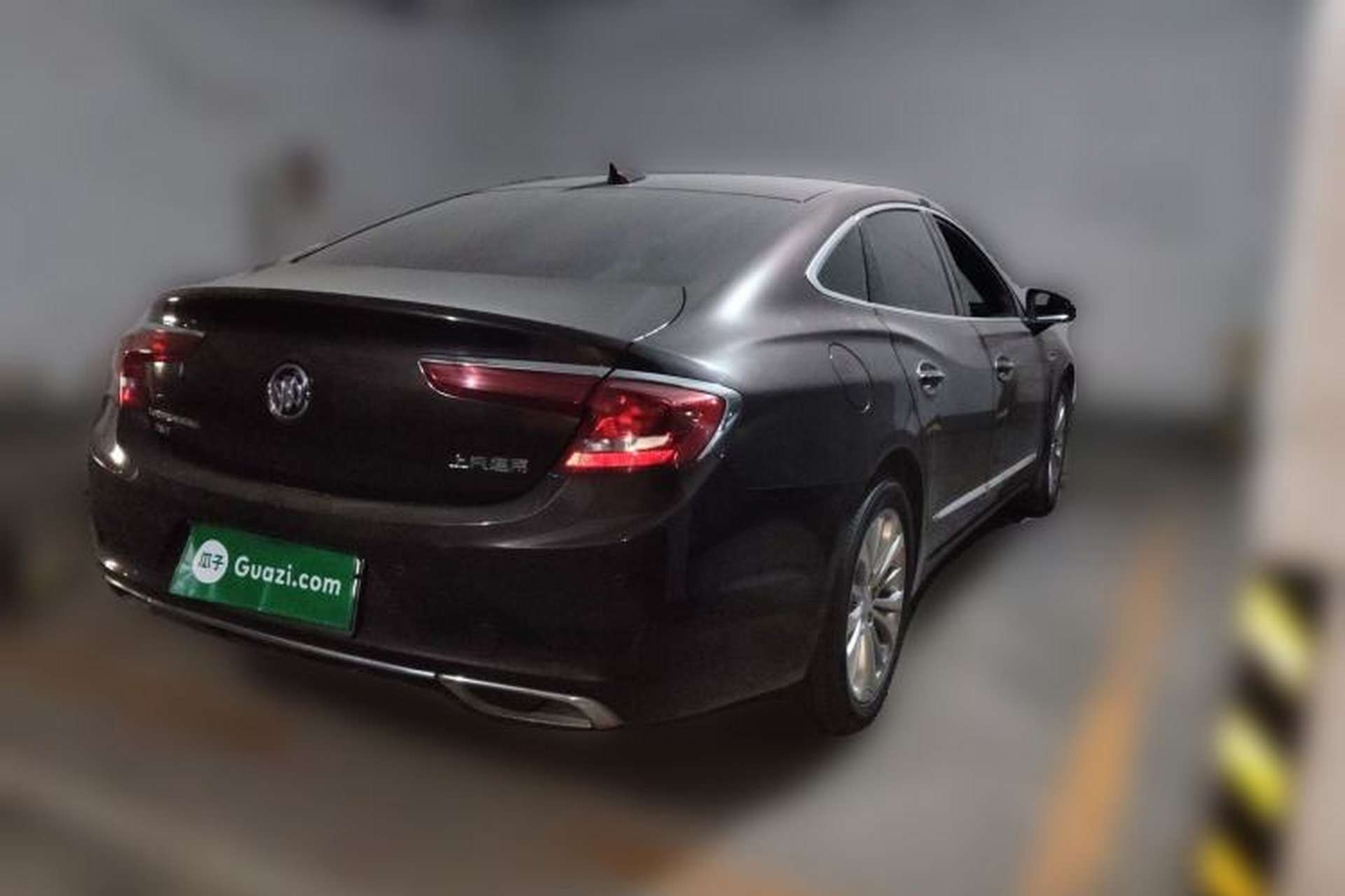 Used Buick LaCrosse 2018 28T Elite Edition Rear Right 45 Deg
