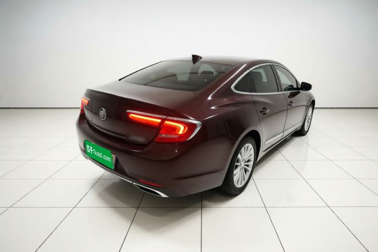 Used Buick LaCrosse 2018 28T Elite Edition Rear Right 45 Deg