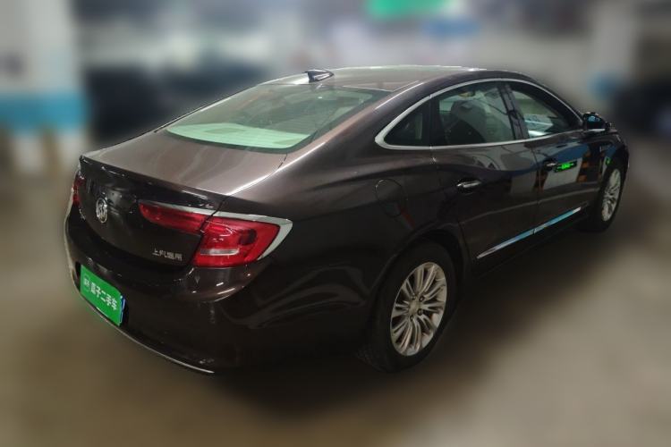 Used Buick LaCrosse 2018 20T Elite Edition Rear Right 45 Deg