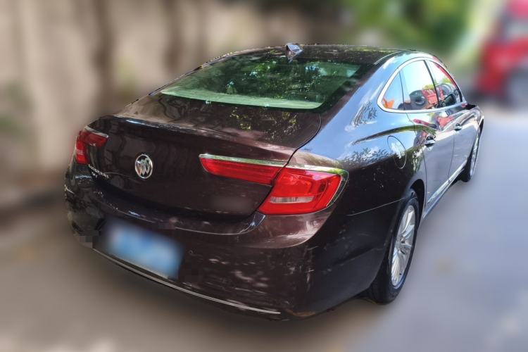 Used Buick LaCrosse 2018 20T Elite Edition Rear Right 45 Deg