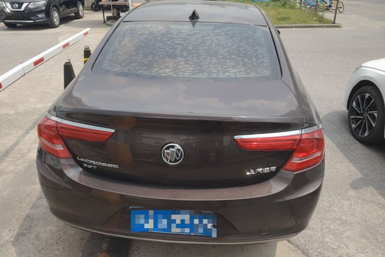 Used Buick LaCrosse 2018 20T Elite Edition Rear