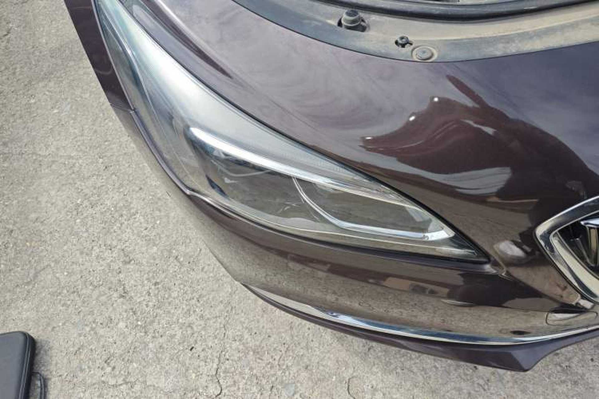 Used Buick LaCrosse 2018 28T Elite Edition Right Front Headlight