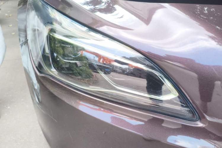 Used Buick LaCrosse 2018 20T Elite Edition Right Front Headlight