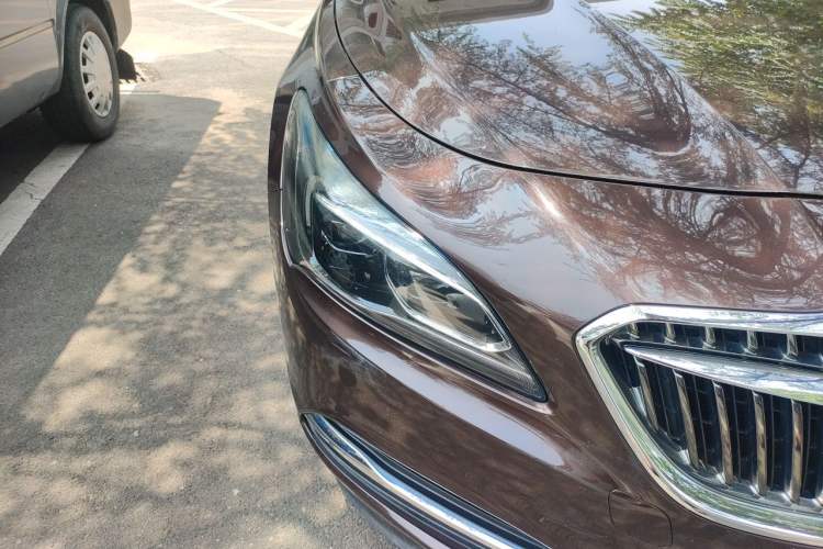 Used Buick LaCrosse 2018 20T Elite Edition Right Front Headlight