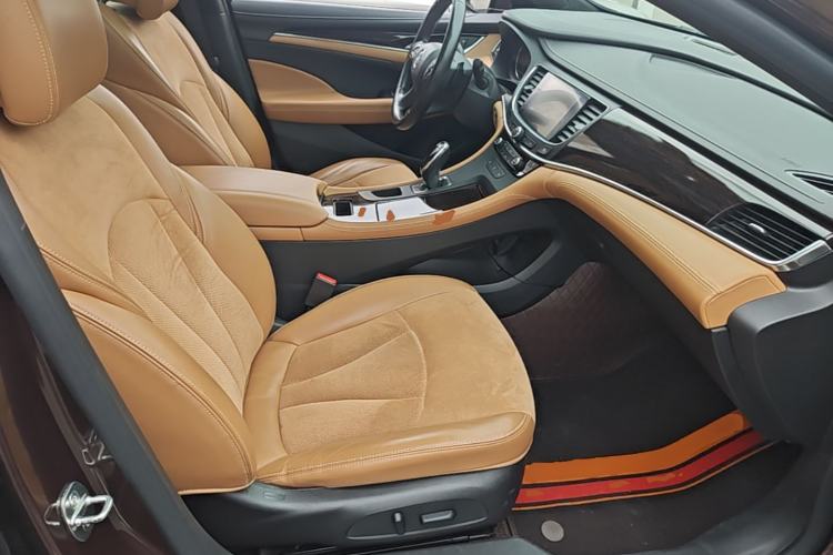 Used Buick LaCrosse 2018 28T Elite Edition Right Front Seat